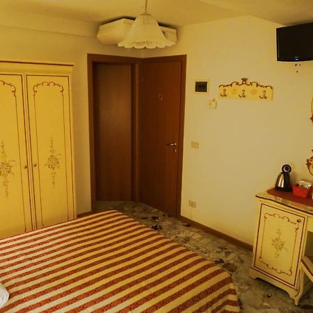 Guesthouse Al Profeta Venise Extérieur photo