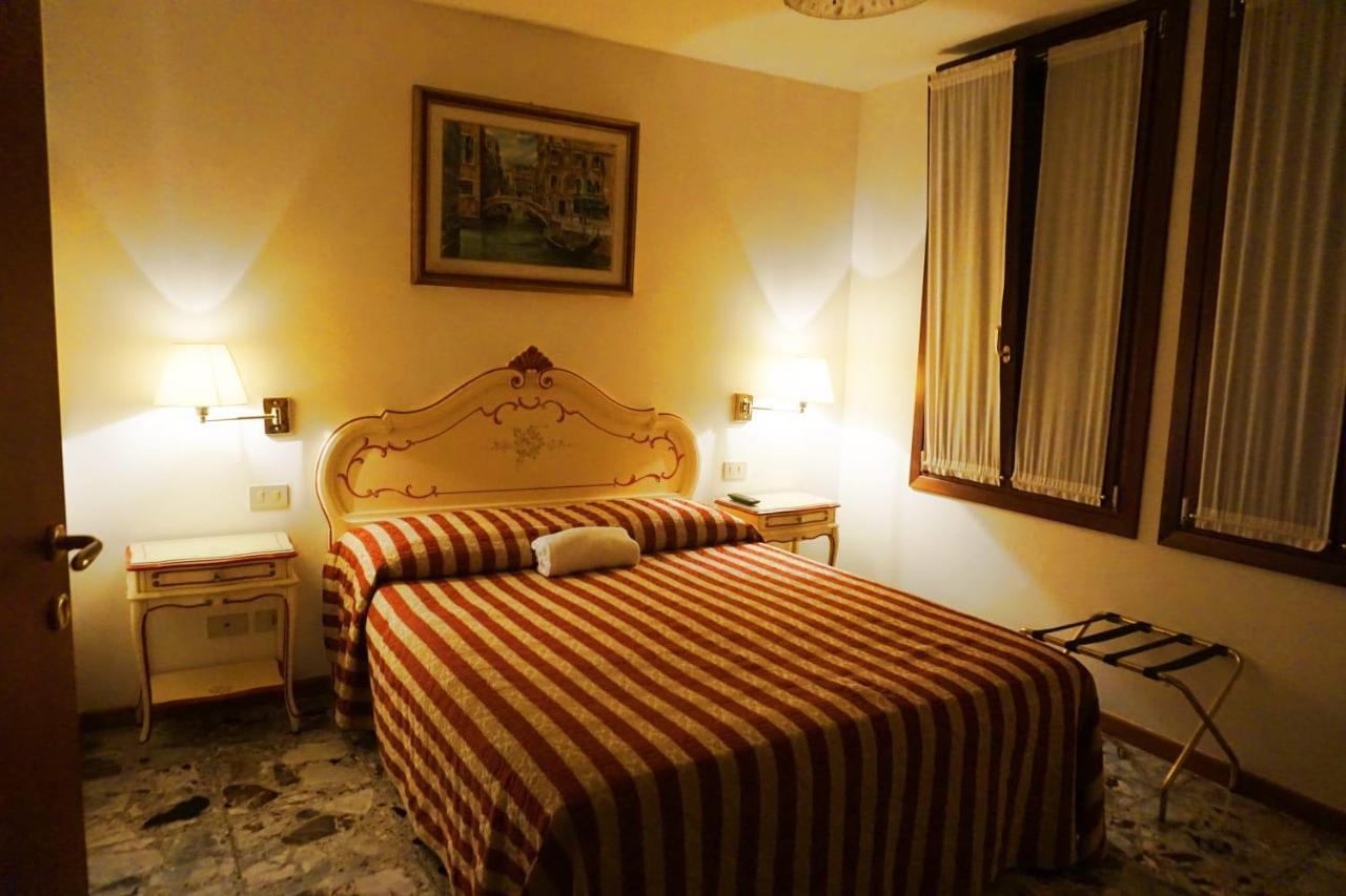 Guesthouse Al Profeta Venise Extérieur photo