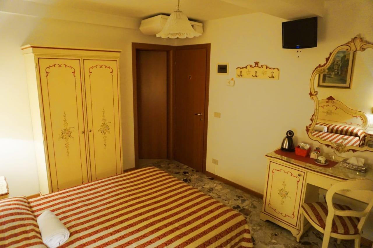 Guesthouse Al Profeta Venise Extérieur photo
